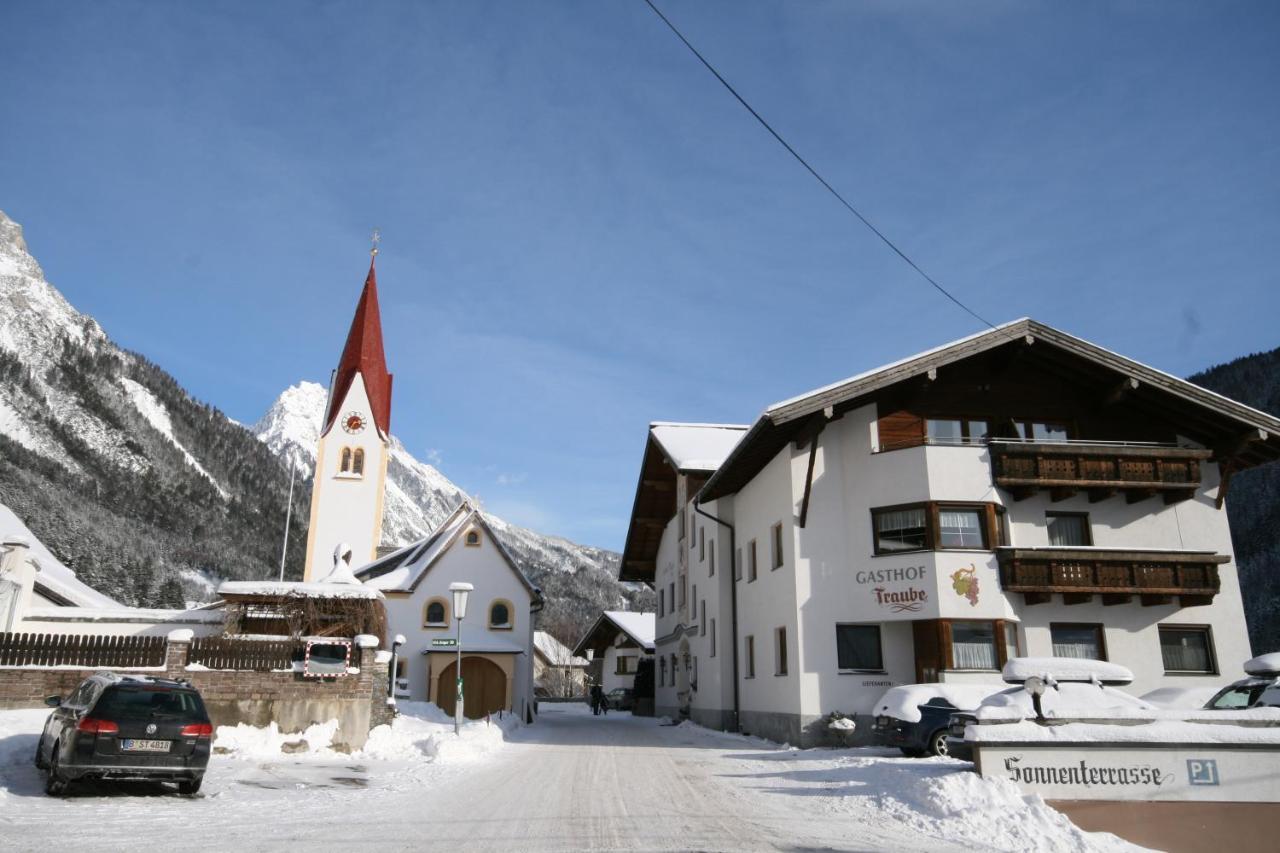 Hotel Traube Pettneu am Arlberg Esterno foto