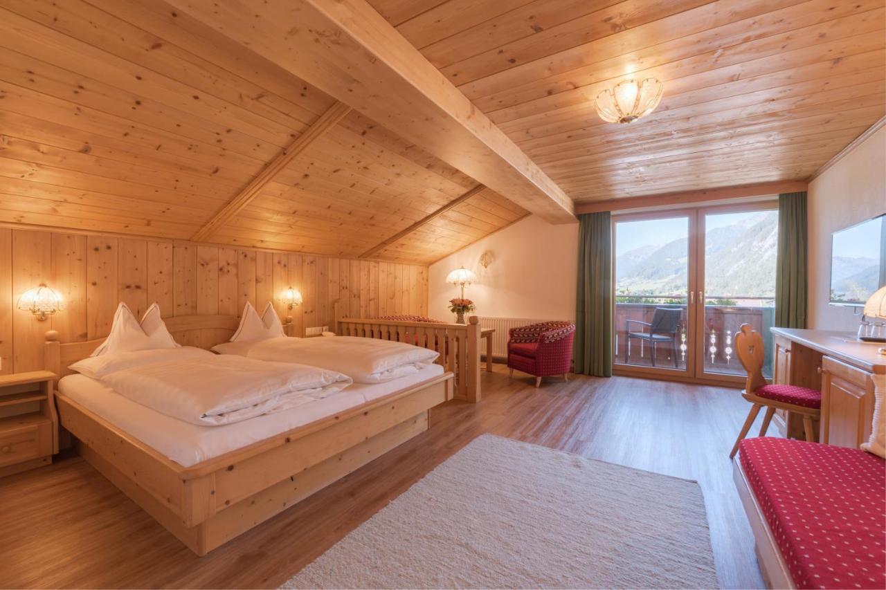 Hotel Traube Pettneu am Arlberg Esterno foto