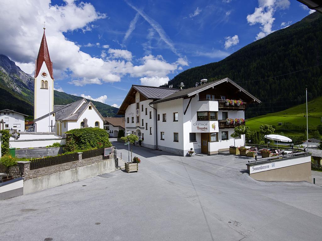 Hotel Traube Pettneu am Arlberg Esterno foto
