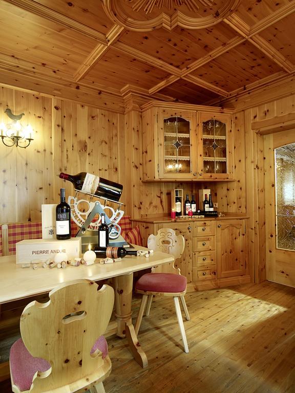 Hotel Traube Pettneu am Arlberg Esterno foto