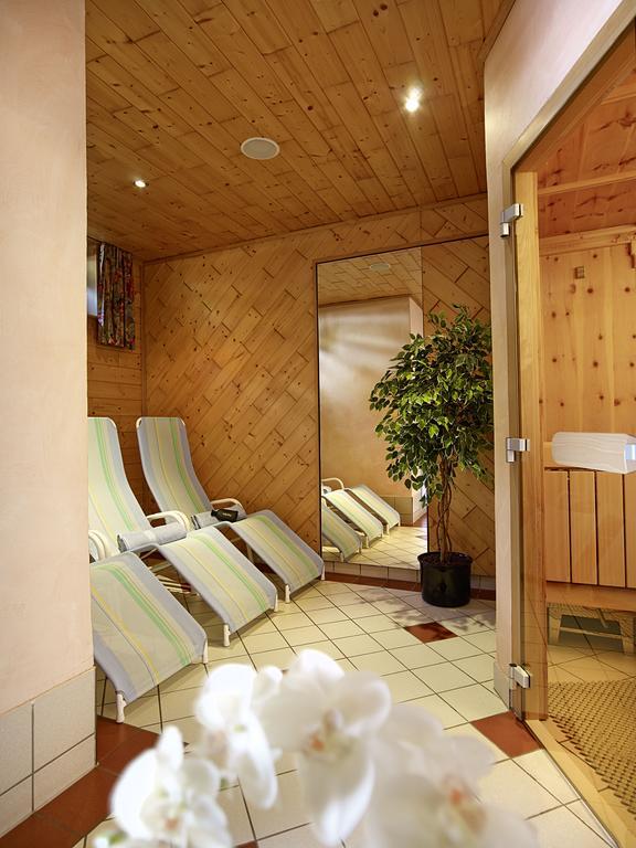 Hotel Traube Pettneu am Arlberg Esterno foto