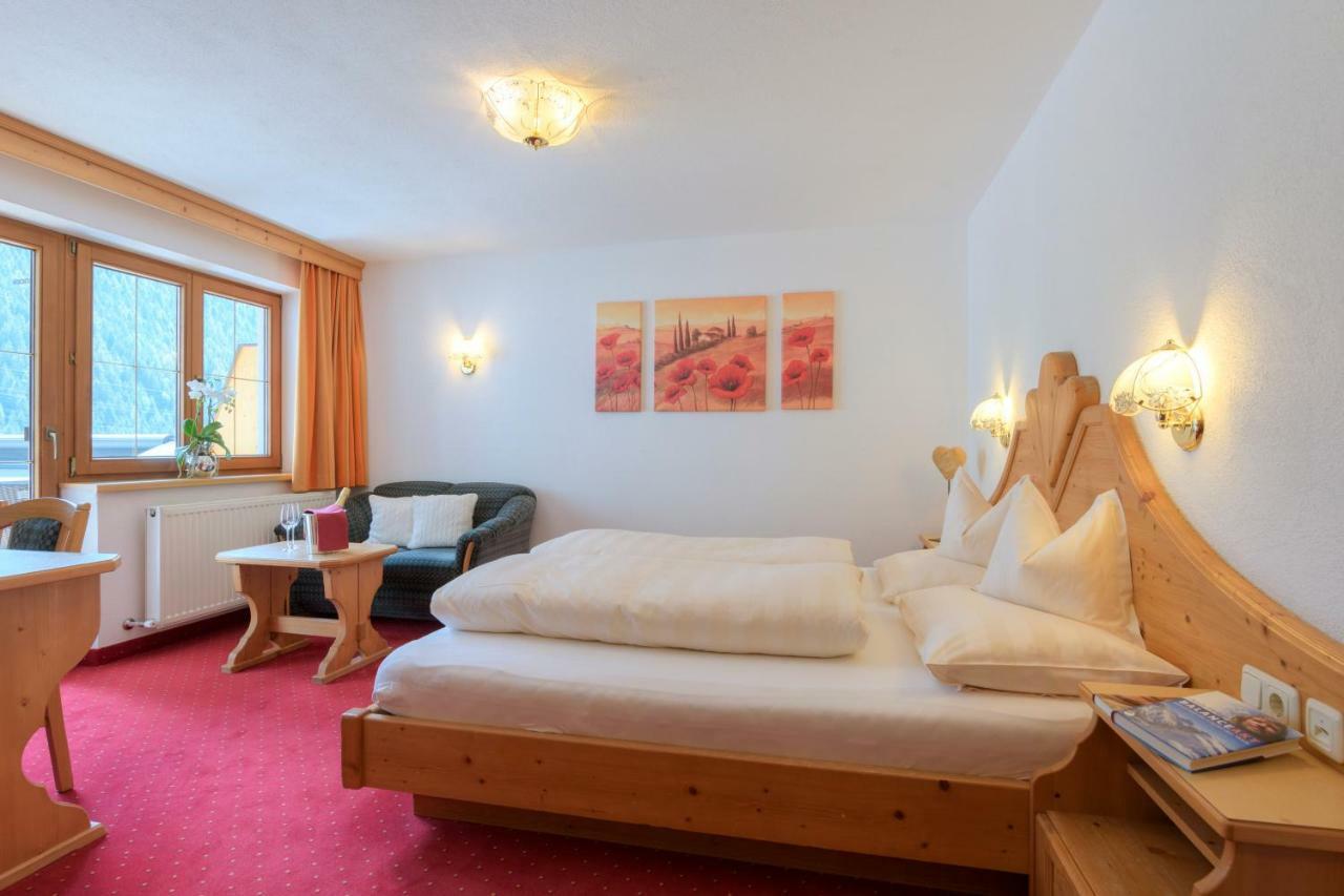 Hotel Traube Pettneu am Arlberg Esterno foto